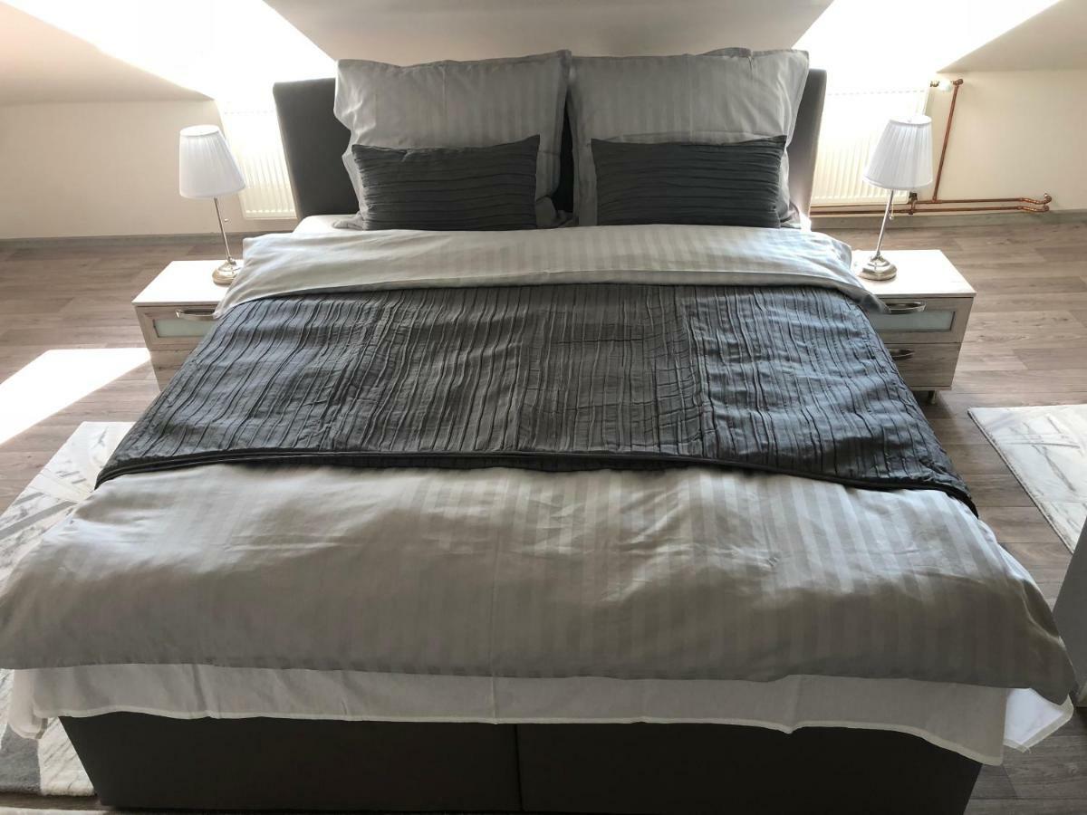 마리안스케 라즈네 Lili Apartman 아파트 외부 사진