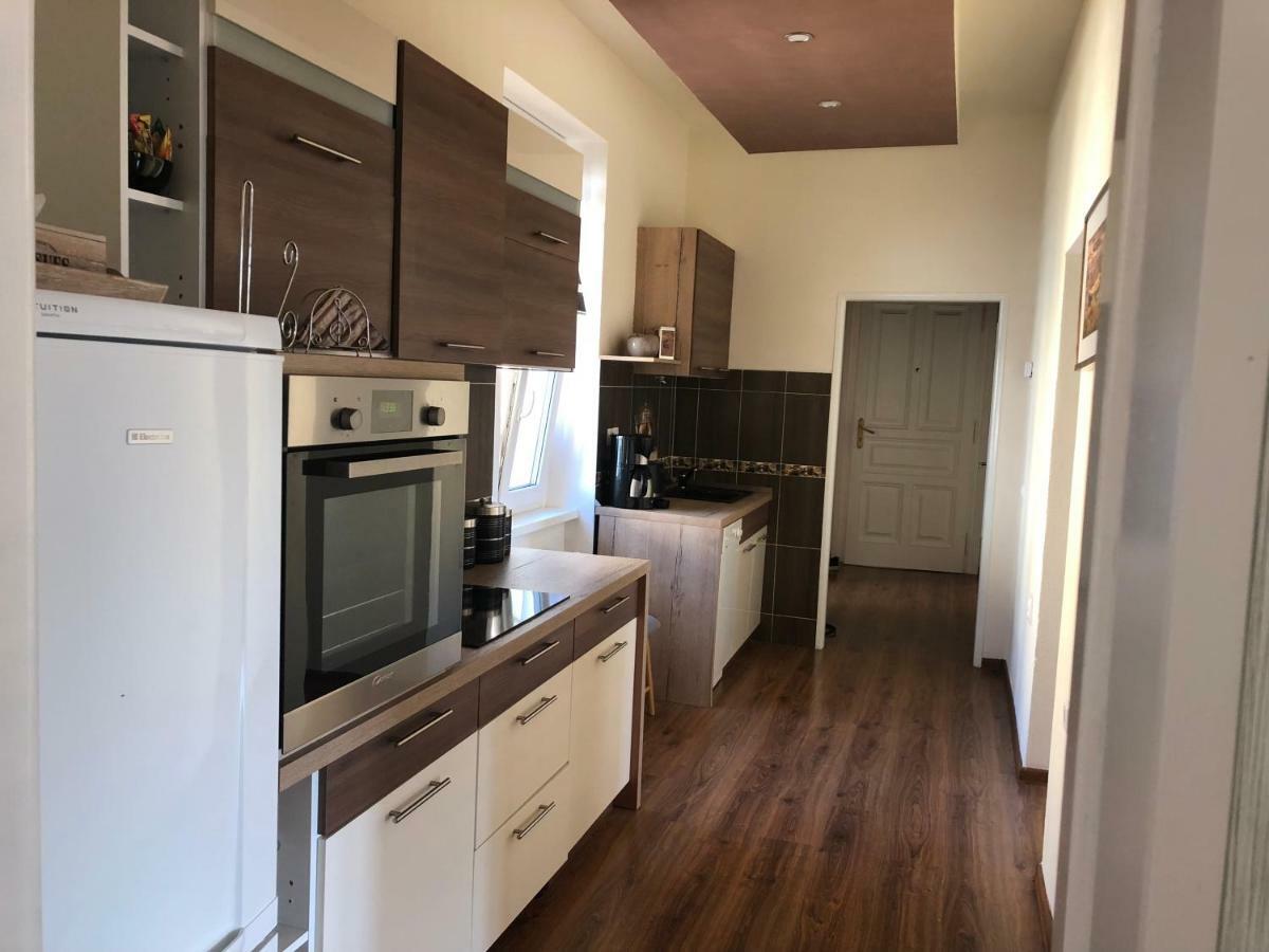 마리안스케 라즈네 Lili Apartman 아파트 외부 사진