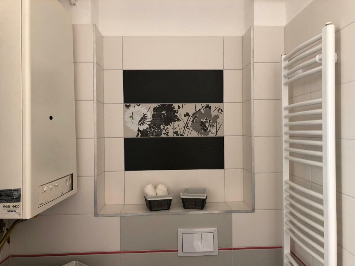 마리안스케 라즈네 Lili Apartman 아파트 외부 사진